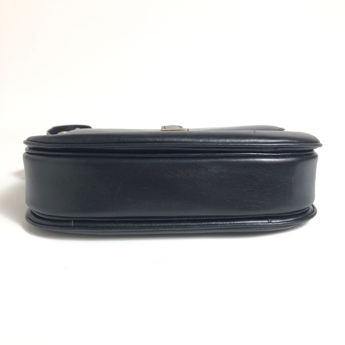 ●8D226/CELINE セリーヌ/オールドセリーヌ/ショルダーバッグ/ロゴ金具/ゴールド金具/レザー/ブラック/黒/ヴィンテージ