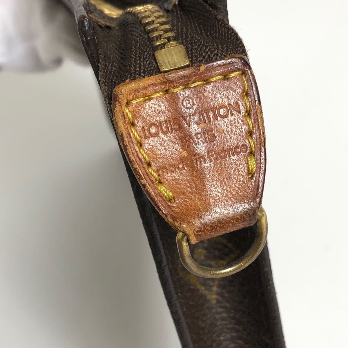 *8D372/Louis Vuitton Louis Vuitton / ковш приложен сумка / сумка / принадлежности /LV Logo / монограмма / Gold металлические принадлежности / Brown / чай 