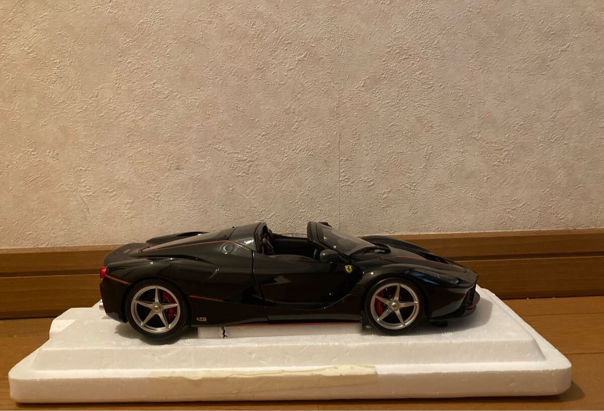  литье под давлением открыть настежь .BBR 1/18 Ferrari la Ferrari aperutaA Minichamps BBR x PMA MINICHAMPS Exclusive La Ferrari Aperta 1