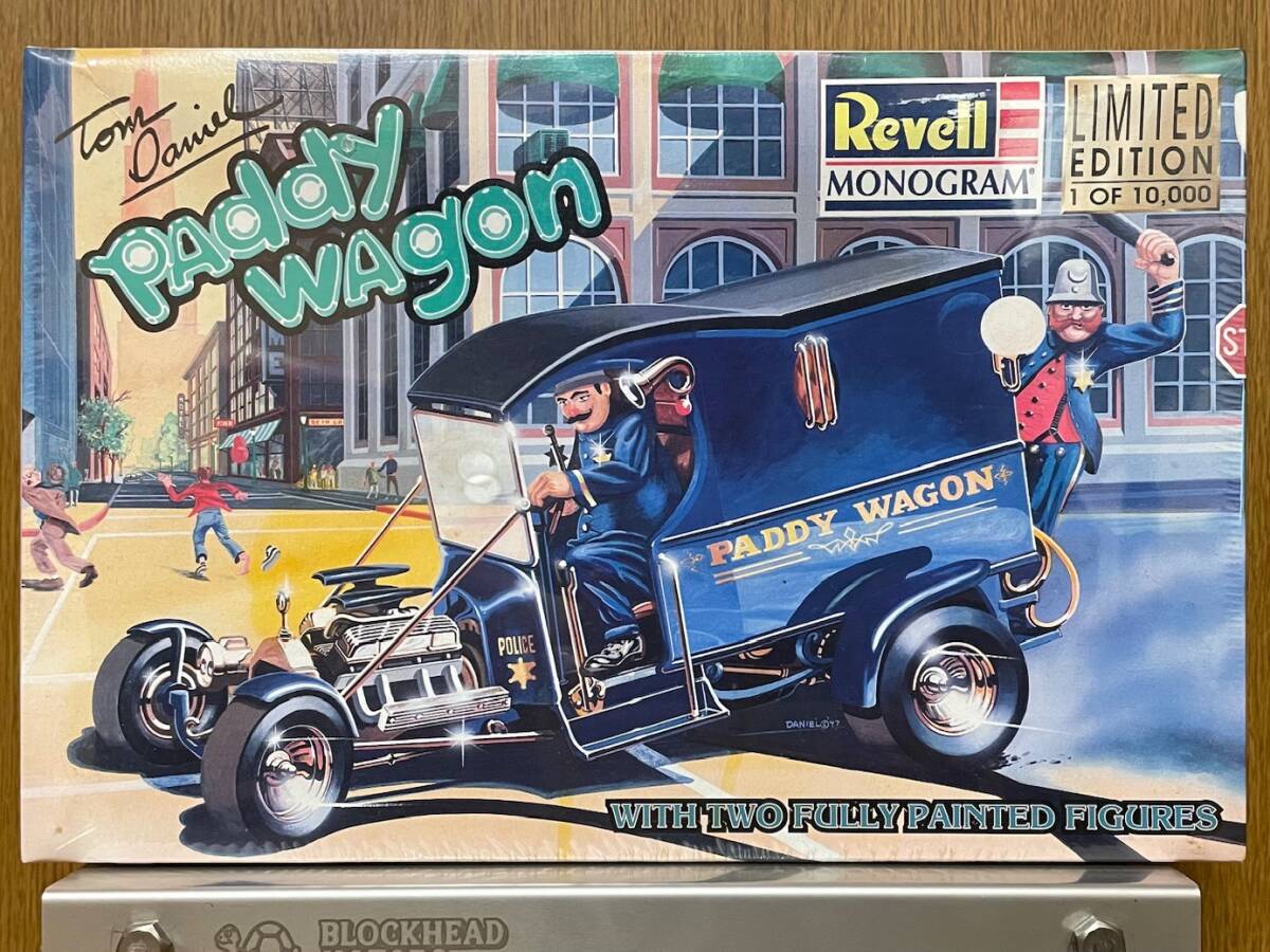 【未開封】パディ ワゴン w/フィギュア 1/24 Revell /MONOGRAM Tom Daniel Paddy Wagon