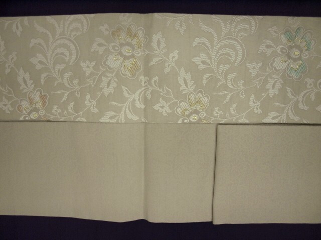 御仕立て上がり 0882 正絹西陣『弥栄織物』謹製名古屋帯 アイボリー系 花唐草 _画像3