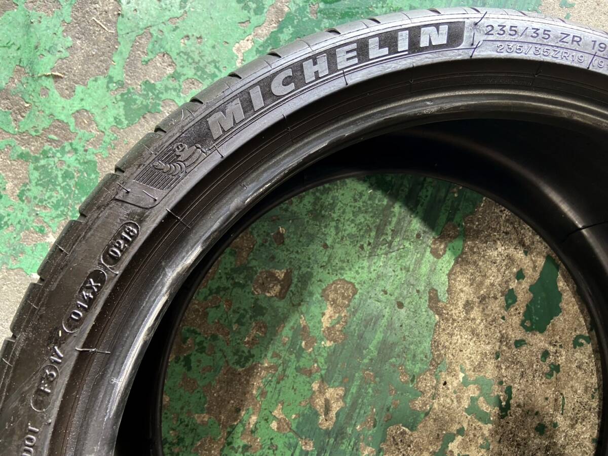 【送料無料】ミシュラン パイロットスポーツ4S 235/35R19 中古2本 中古タイヤ2本 ミシュラン パイロットスポーツ4S 235/35ZR19 235