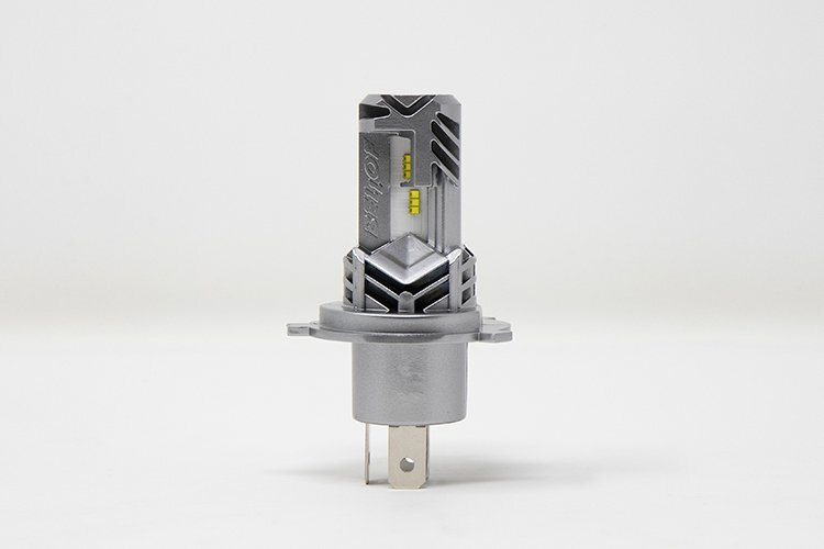 【送料無(wú)料】ヴェロフ BELLOF LEDヘッドライトバルブ H4 ハイ＆ロー 12V 24V共通 ベロフ ＬＥＤバルブ プレシャス?レイ R 6000K Low2800l