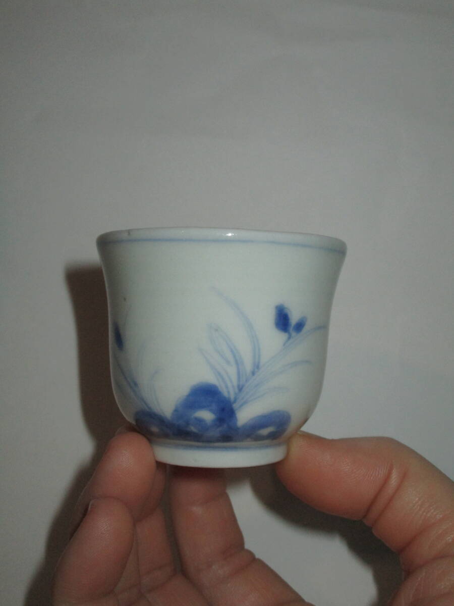 w077 古染付 ぐいのみ 一客 猪口 煎茶碗 酒器 茶道具 江戸時代保証】古伊万里 染付 小猪口 煎茶碗 ぐいのみ 1客 (高