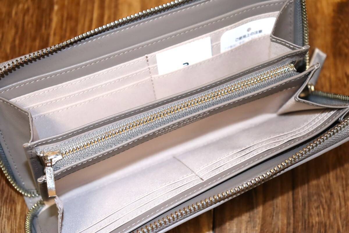 送料無料 特価即決【未使用】 mila milan ★ ラウンドファスナー 牛革 長財布 ★ ミラミラン 税込定価1万8000円 341054 ミラショーン ③_画像5