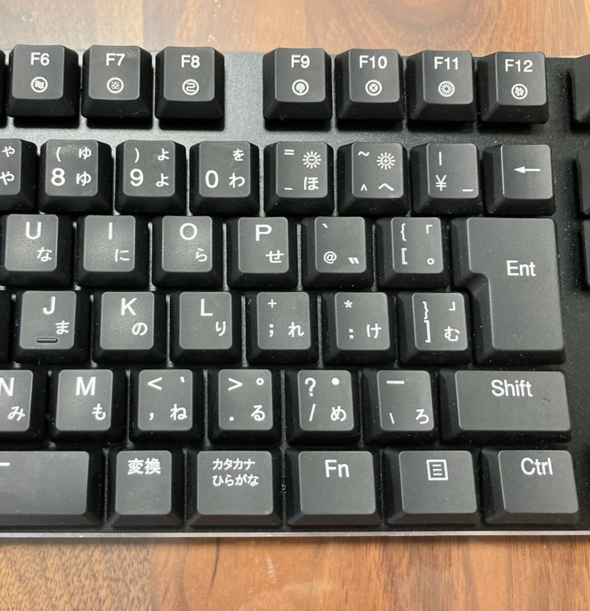 サンワ メカニカルキーボード 赤軸 ロープロファイル Nキーロールオーバー テンキー バックライト ブラック 400-SKB056R