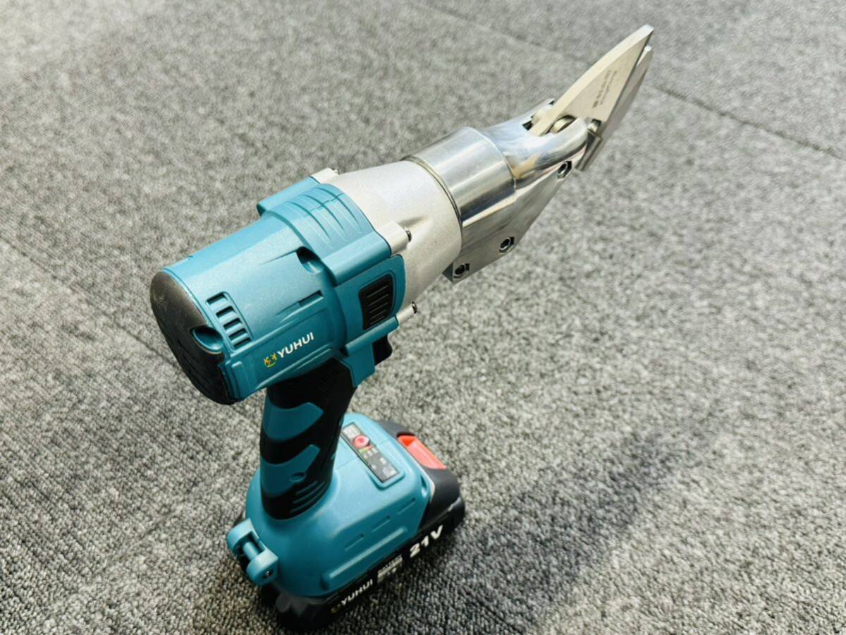 【送料無料?30日間保証付き 】充電式 メタルカッター 板金ハサミ 切斷 せん斷 金屬 金屬用 ステンレス アルミ 合金 カット カッター 鉄