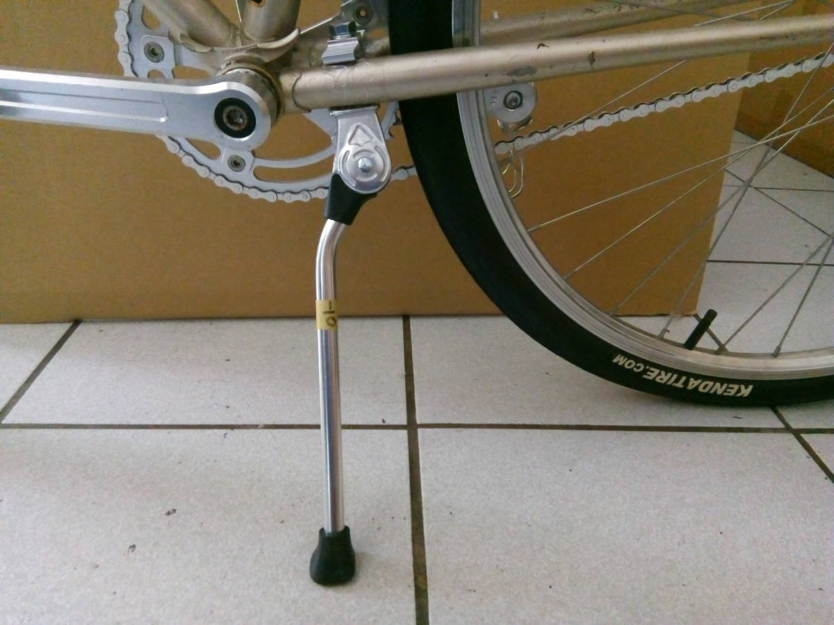 新品 アルミ軽量センタースタンド銀 / 黒 選択 DAHON 20インチ、その他クロスバイクや700Cにも 送料450円～