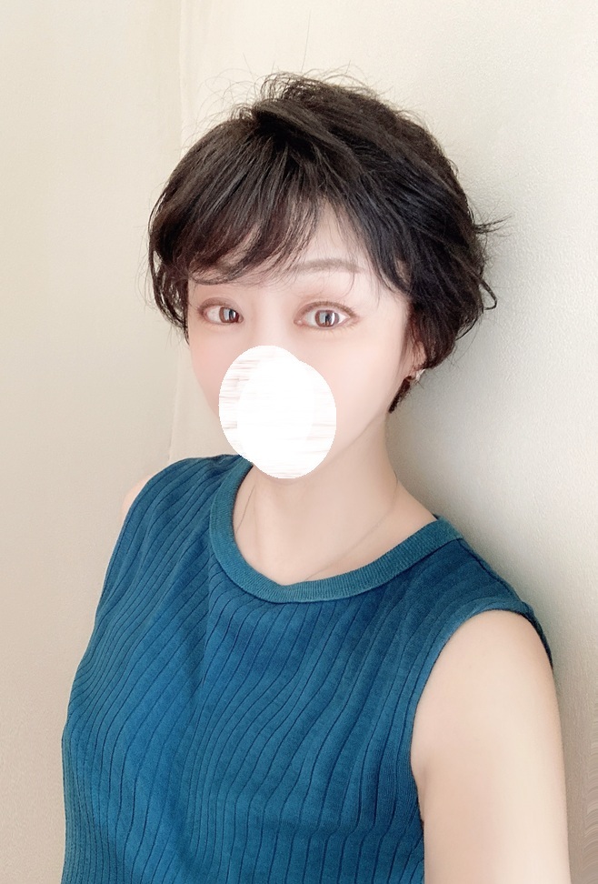 WIG YUKI ウィッグユキ 人毛MIX 華やかカールショート ブラウン