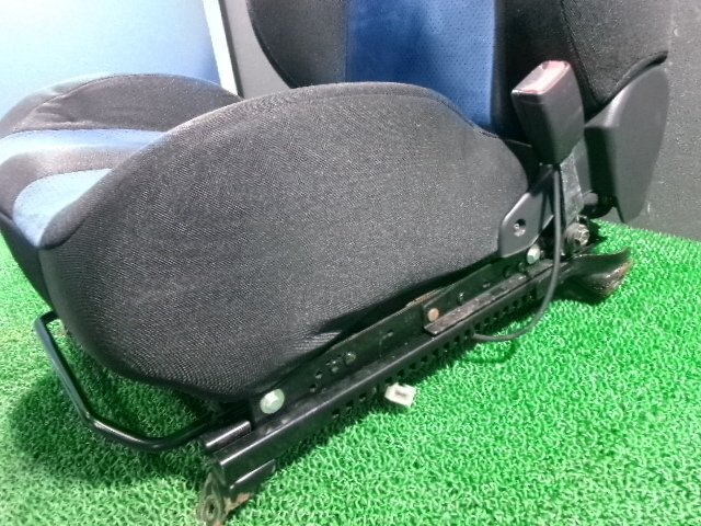 GDB F型 インプレッサ 運(yùn)転席シート レール付き