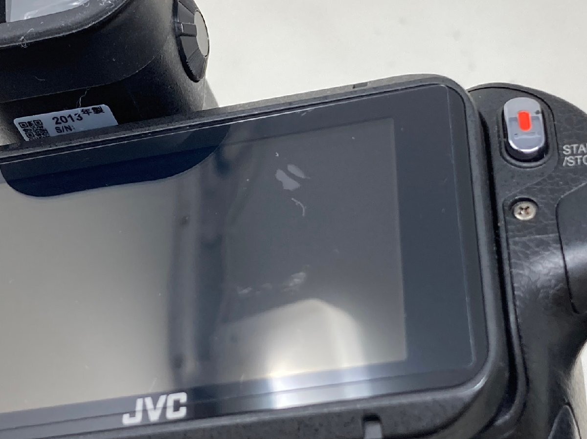 *JVC/ Kenwood видео камера GC-YJ40 2013 год производства кейс др. приложен б/у *8247*