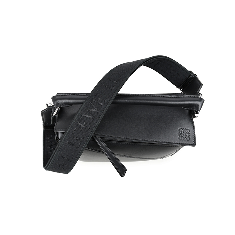 LOEWE ロエベ パズルスモール ブラック ショルダーバッグ PUZZLE BAG A510S21XAC 1100 イタリア正規(guī)品 新品