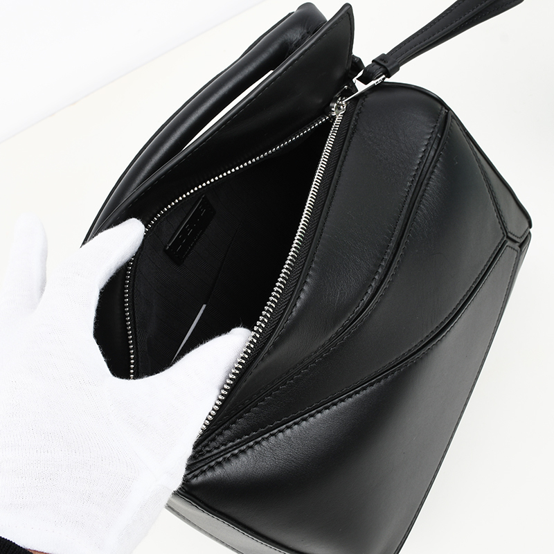 LOEWE ロエベ パズルスモール ブラック ショルダーバッグ PUZZLE BAG A510S21XAC 1100 イタリア正規(guī)品 新品