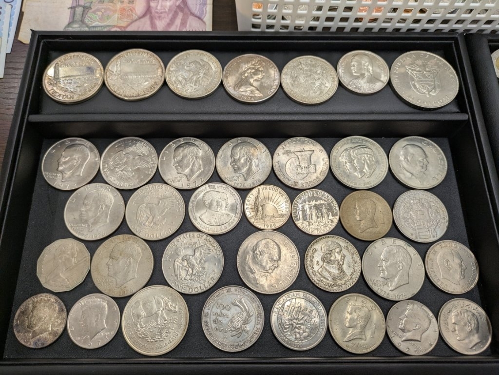 ミ*モ様 古銭　外国コイン　銀貨　まとめて　4キロ以上　アンティーク　海外硬貨 ミ*モ様 古銭 外国コイン 銀貨 まとめて 4キロ以上 アンティーク