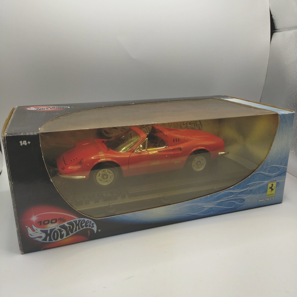 Amazon | Hot Wheel 1/18 フェラーリ246 GTS ディノ (レッド