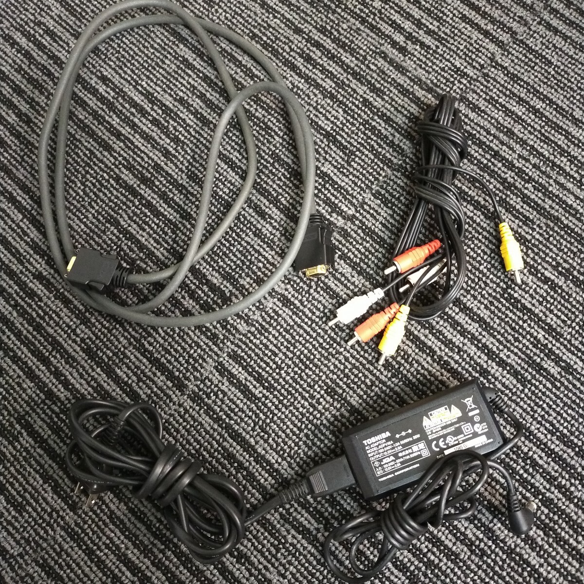 [TOSHIBA/ Toshiba / цифровой тюнер /D-TR1/ хранение товар / не использовался /2010 год производства /.R]