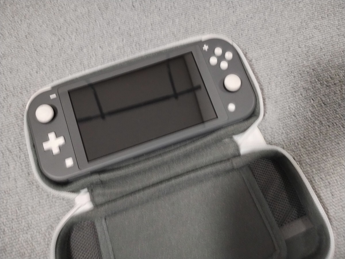 新品 (任天堂 Nintendo Switch Lite グレー )4902370542929