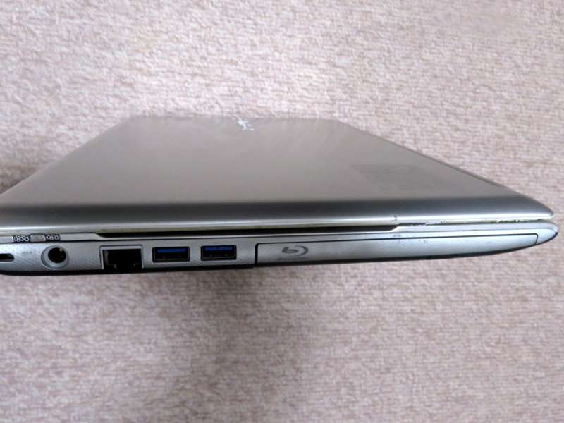 即決特典有★dynabook Qosmio★T752/T8FW PT752T8FBFW Win7/Corei7/8GB/160GB/3波 地デジ×BS×CS/Ｗチューナー
