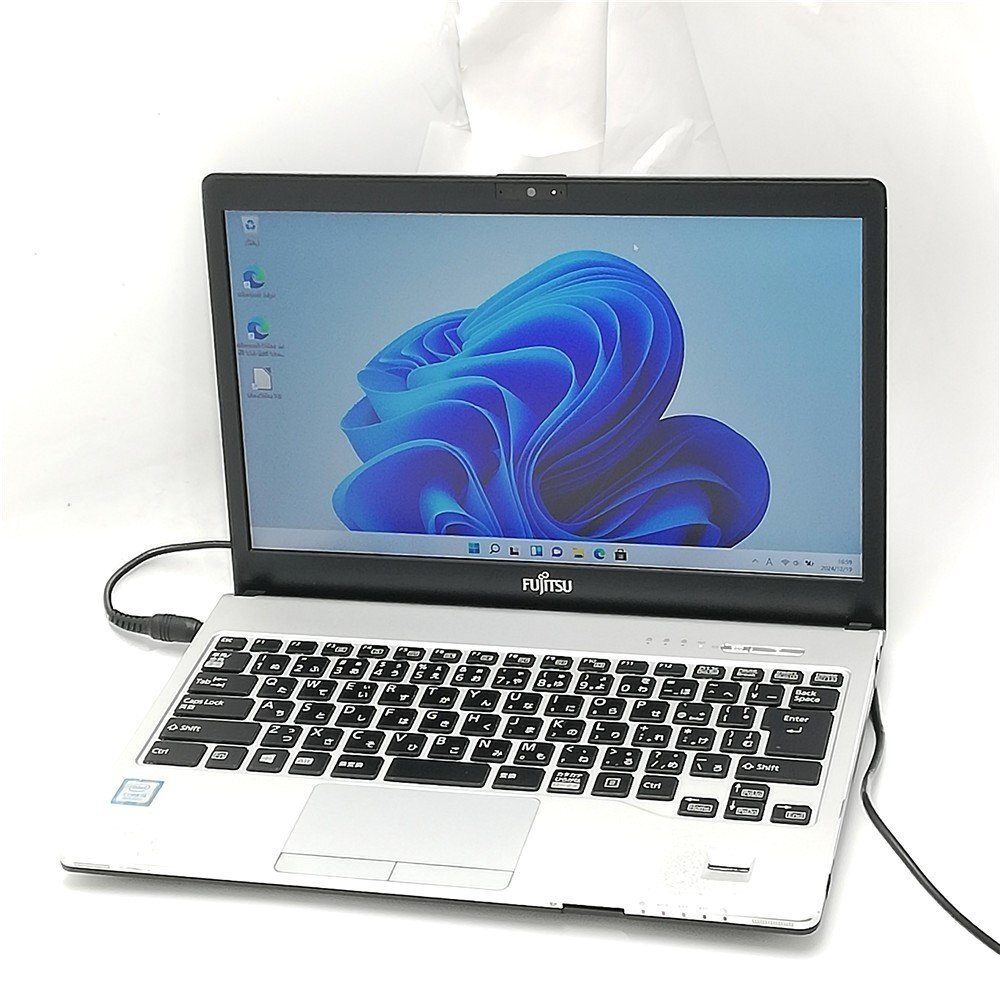 在庫一掃セール 大赤字宣言 高速SSD 13.3型 ノートパソコン 富士通 S938/S 中古 第8世代 i5 8GB 無線 Bluetooth カメラ Windows11 Office