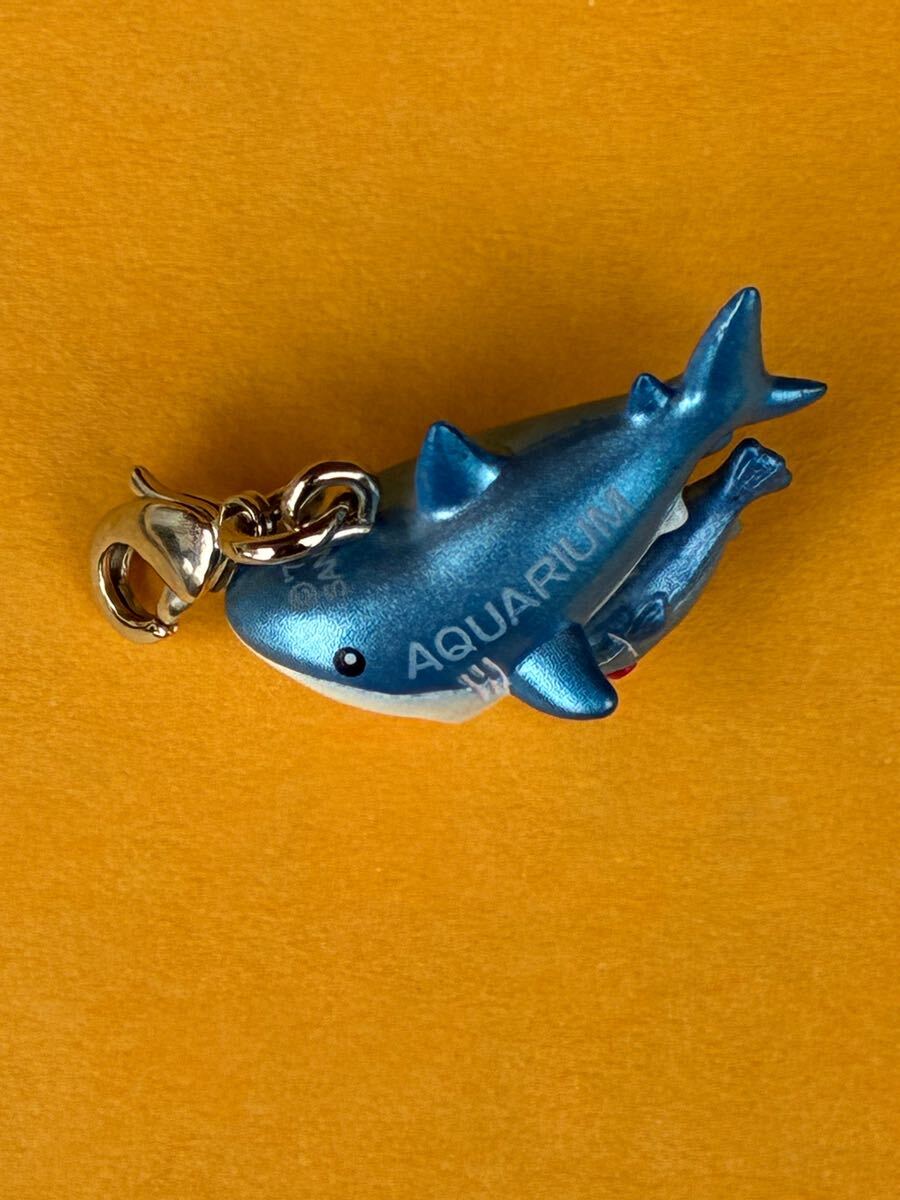 ★レア★未使用品★水族館限定 AQUARIUM アクアリウム ファスナーマスコット根付け★コバンザメ サメ★ご當(dāng)?shù)廿匹?ハローキティ 