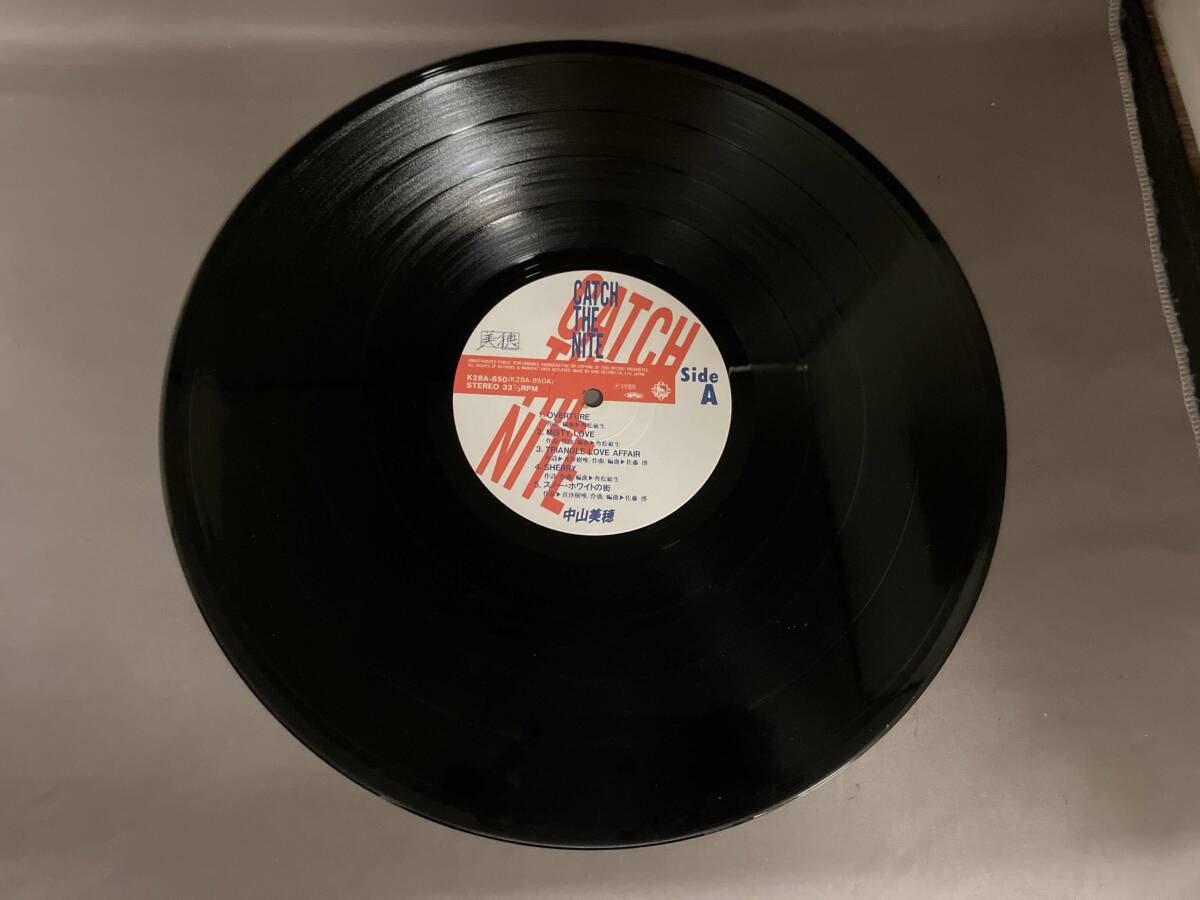 帯あり 中山美穂 【LP盤】CATCH THE NITE_画像4