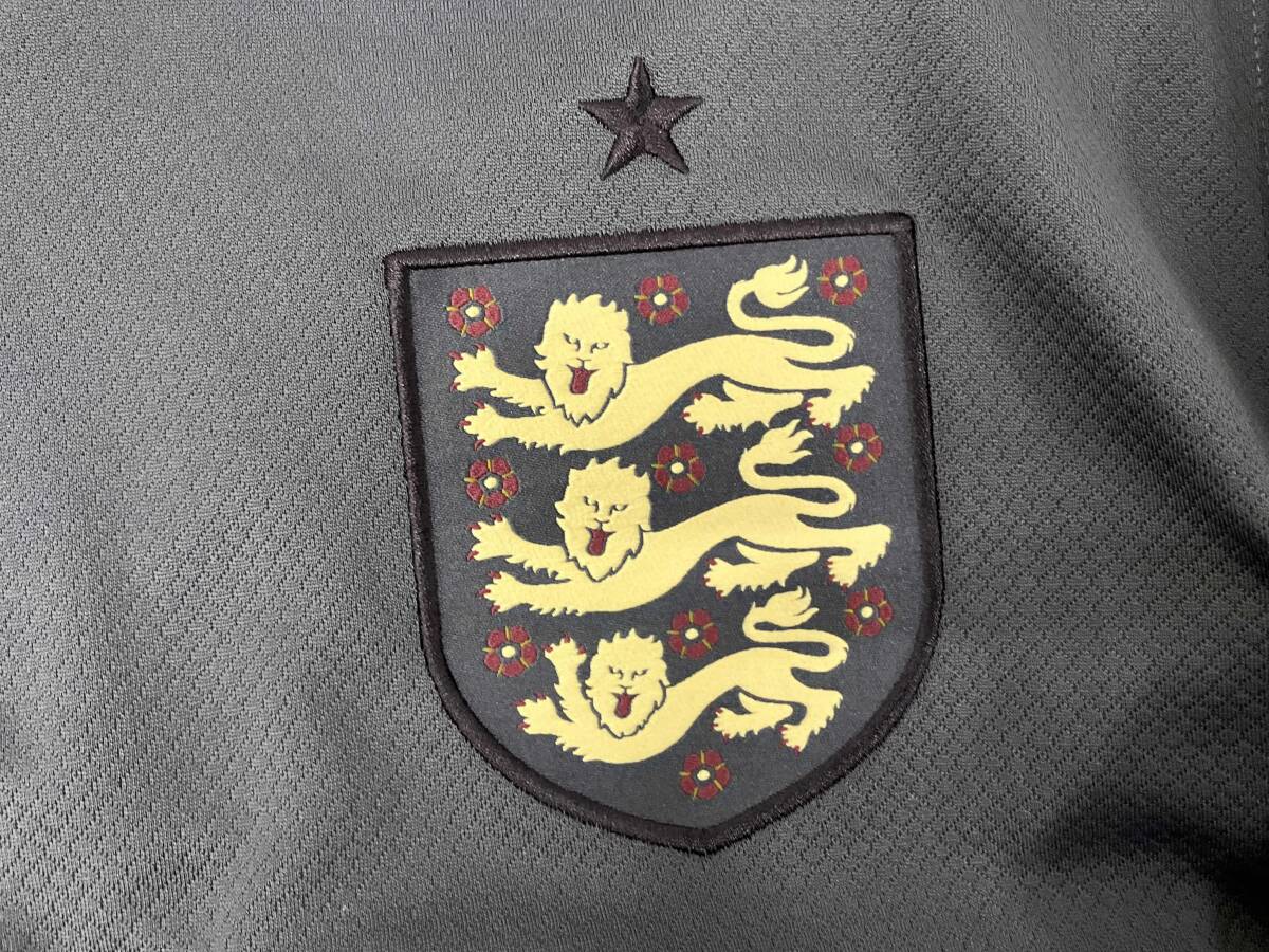 サッカーイングランド代表　2024シーズン　アウェイユニフォーム
