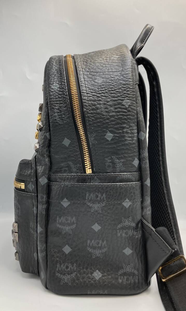 MCM ヴィセトス　スタッズ　エムシーエム