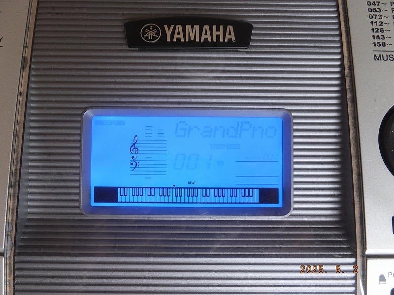 YAMAHA キーボード PORTATONE PSR-E413 動作品_画像3