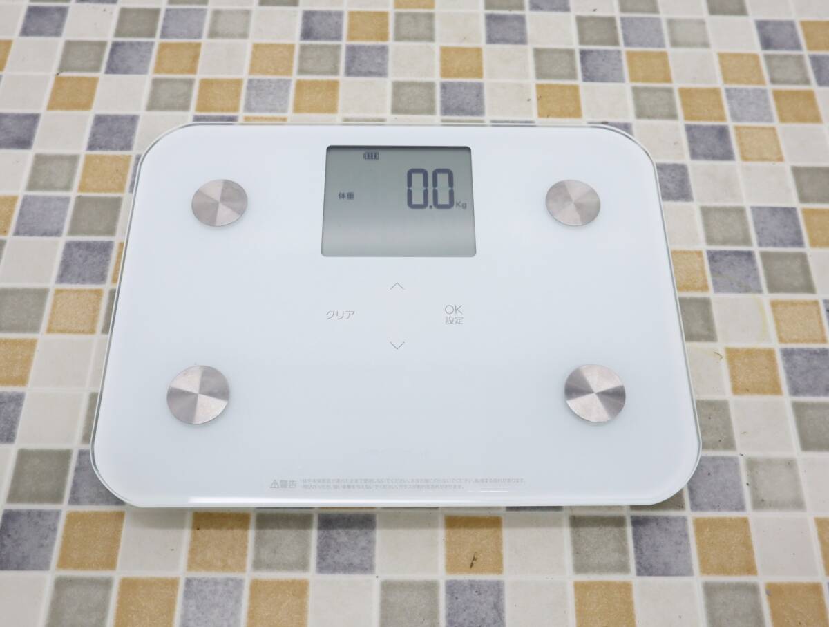 △ ｜スマート體組成計(jì) 體重計(jì) ホワイト｜softbank ソフトバンク 301 SI ｜ヘルスケア対応 USED■O1281
