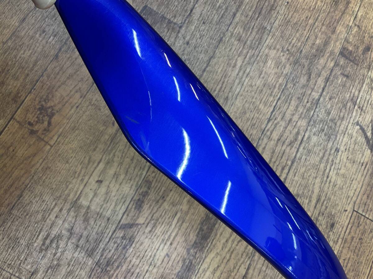スカイウェイブ250　ピリオン　グラブバー　タンデムバー　左　中古　青　　　　　　　　　　　　　　　　　　 　　　　　S:G0 2410