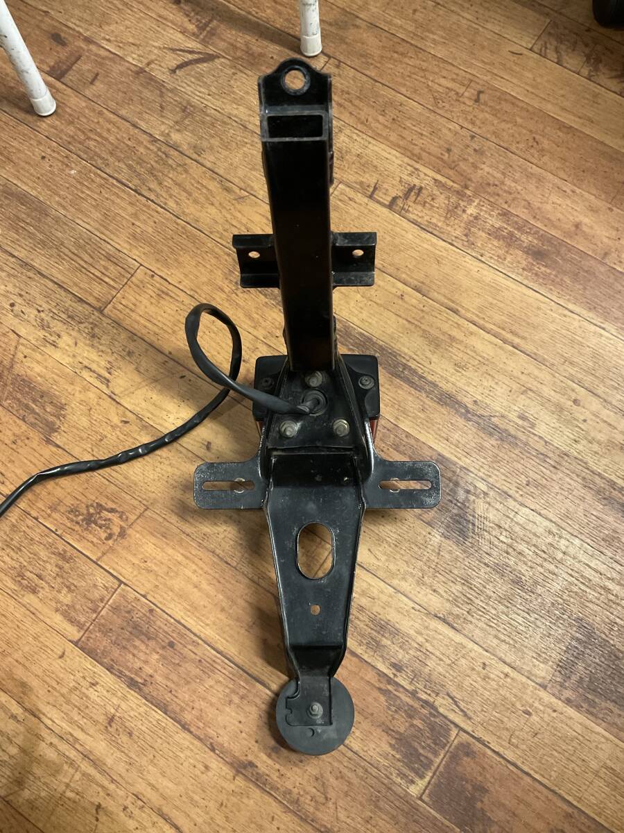 SUZUKI　グラストラッカー　テールランプ　中古　純正　　　　　　　　　　　　　　　　　　　　　　　　　　　　　S:F1　2506