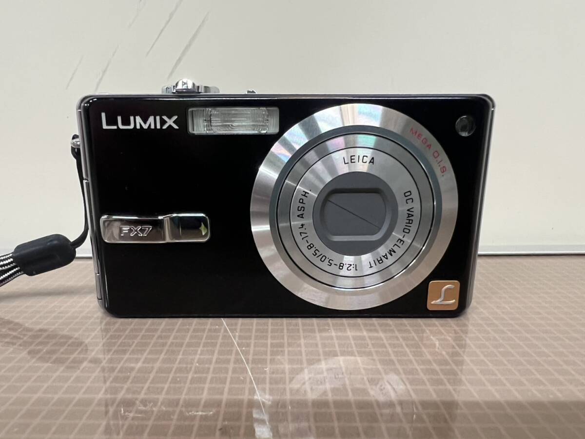 LUMIX DMC-FX7 デジタルカメラ ブラック Panasonic LUMIX DMC-FX7 ブラック カメラ