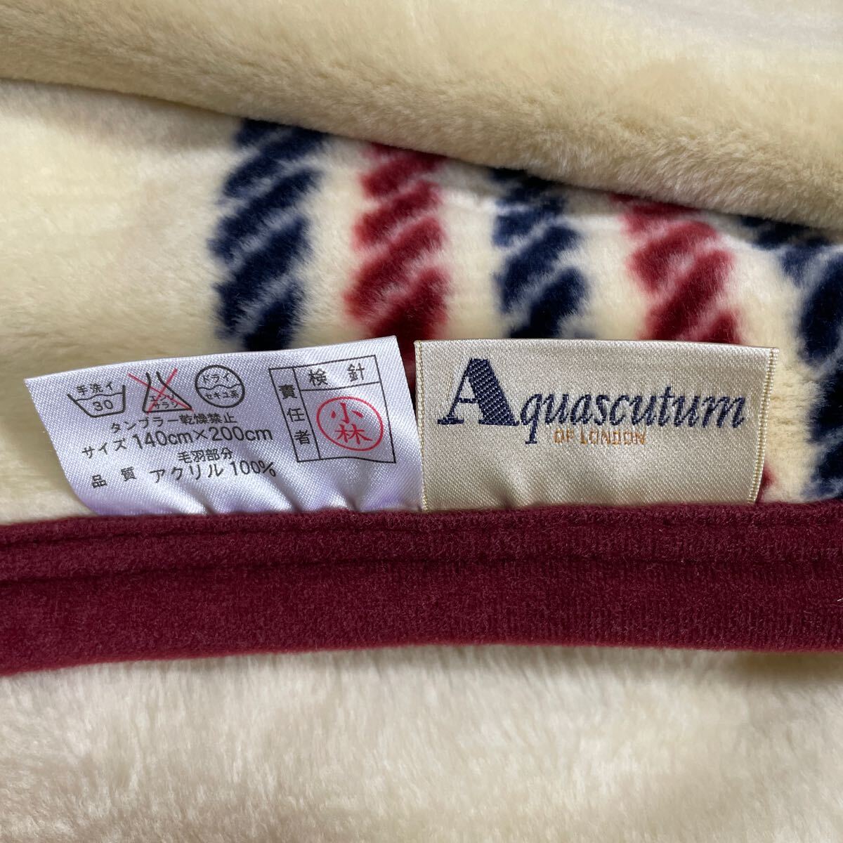 寢具 Aquascutum シングル。布團(tuán) YSL Yves Saint-Laurent 2個 未使用保管品。箱なし　　122 