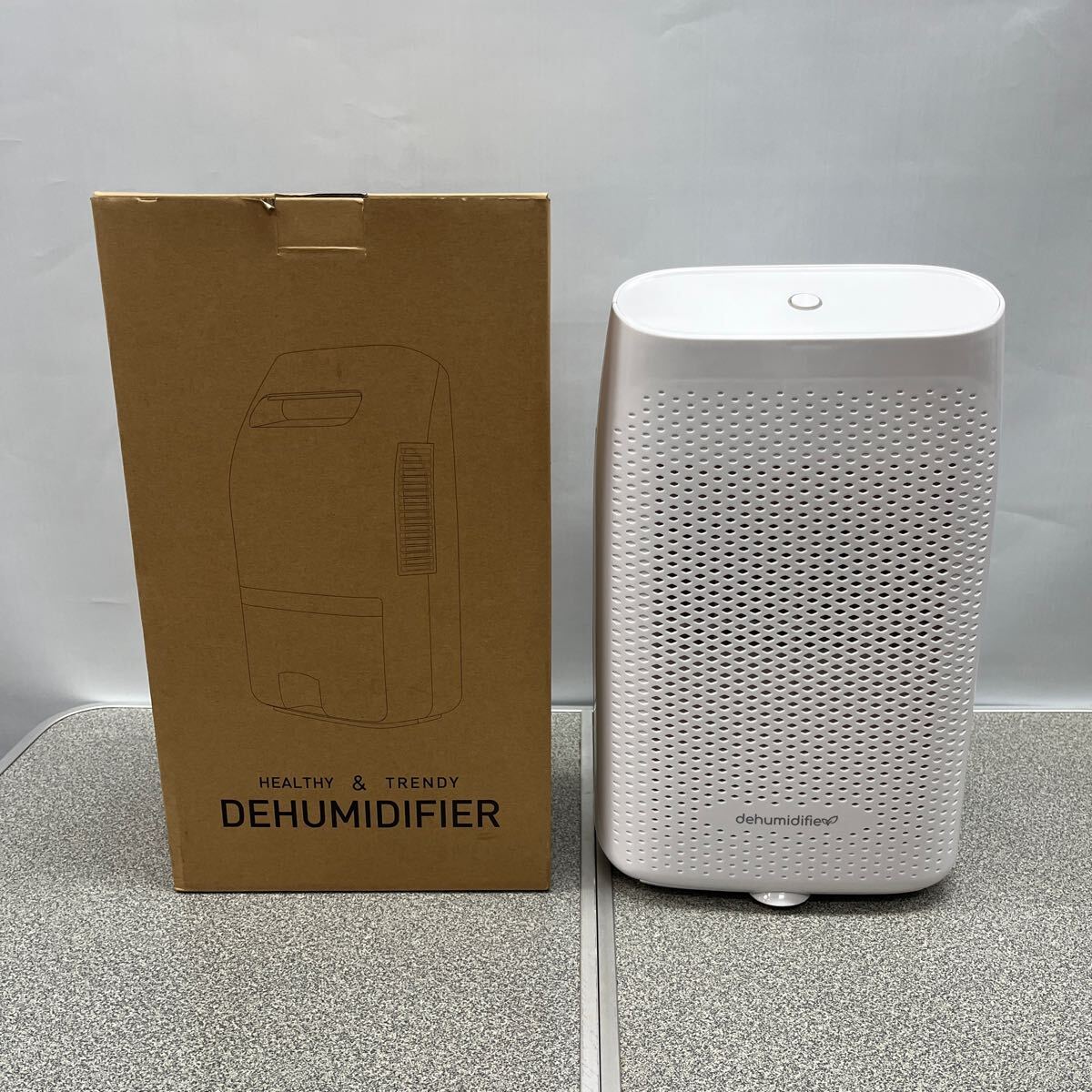 dehumidifier 小型除濕機 T8PLUS ホワイト 動作確認(rèn)済 サイズ37×23×15cm (06097H)