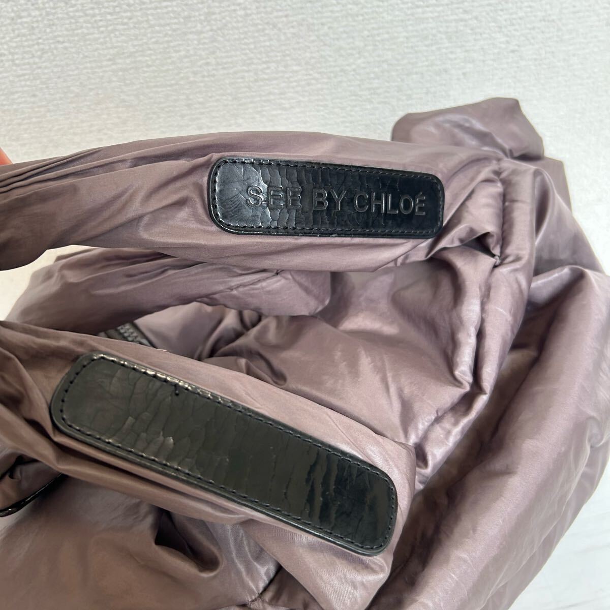 SEE BY CHLOE レディース トートバッグ マザーズバッグ ハンドバッグ ジョイライダー ナイロン 中綿 モコモコ 軽量 グレー ブランド 
