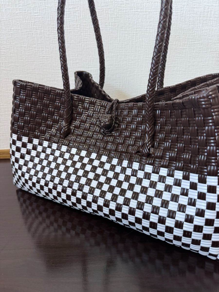 プラカゴ　橫長　舟型　 トートバッグ ハンドメイド メルカド　パサールバッグ かごバッグ　ダークブラウン×ホワイト