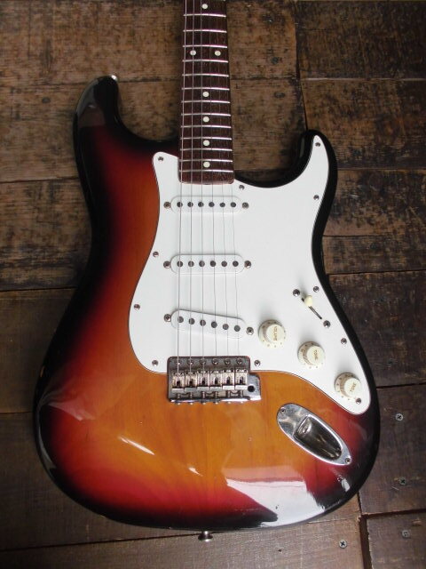 現状品 USAピックアップ搭載 Fender Japan ST62 Nシリアル 93/94