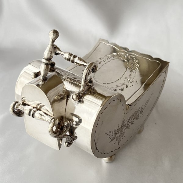 英国】シュガーボックス / スカットル スコップ【シルバープレート】