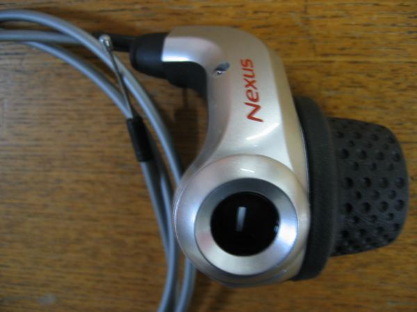 送料無料 mini 新品 シマノ シフトレバー グリップ　カバー 內(nèi)裝３段変速グリップシフトレバー用 グリップラバー丈 Shimano?、? bimg=