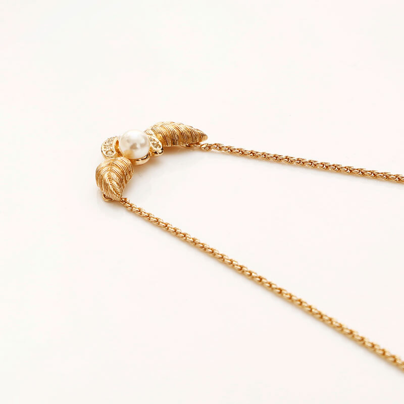 クリスチャンディオール Christian Dior ネックレス リーフモチーフ ゴールド
