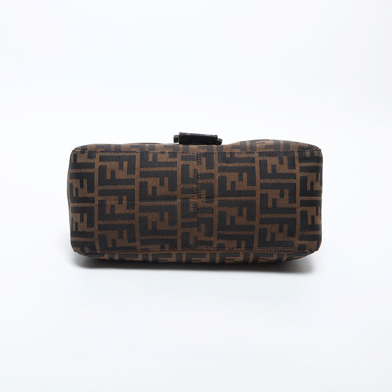 フェンディ FENDI ショルダーバッグ ズッカ マンマバケット ブラウン