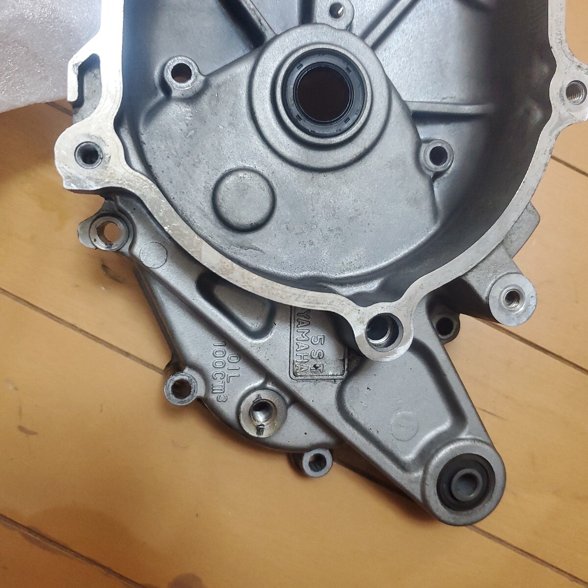 YAMAHA　　4ストビーノ　5ST　クランクケース_画像2