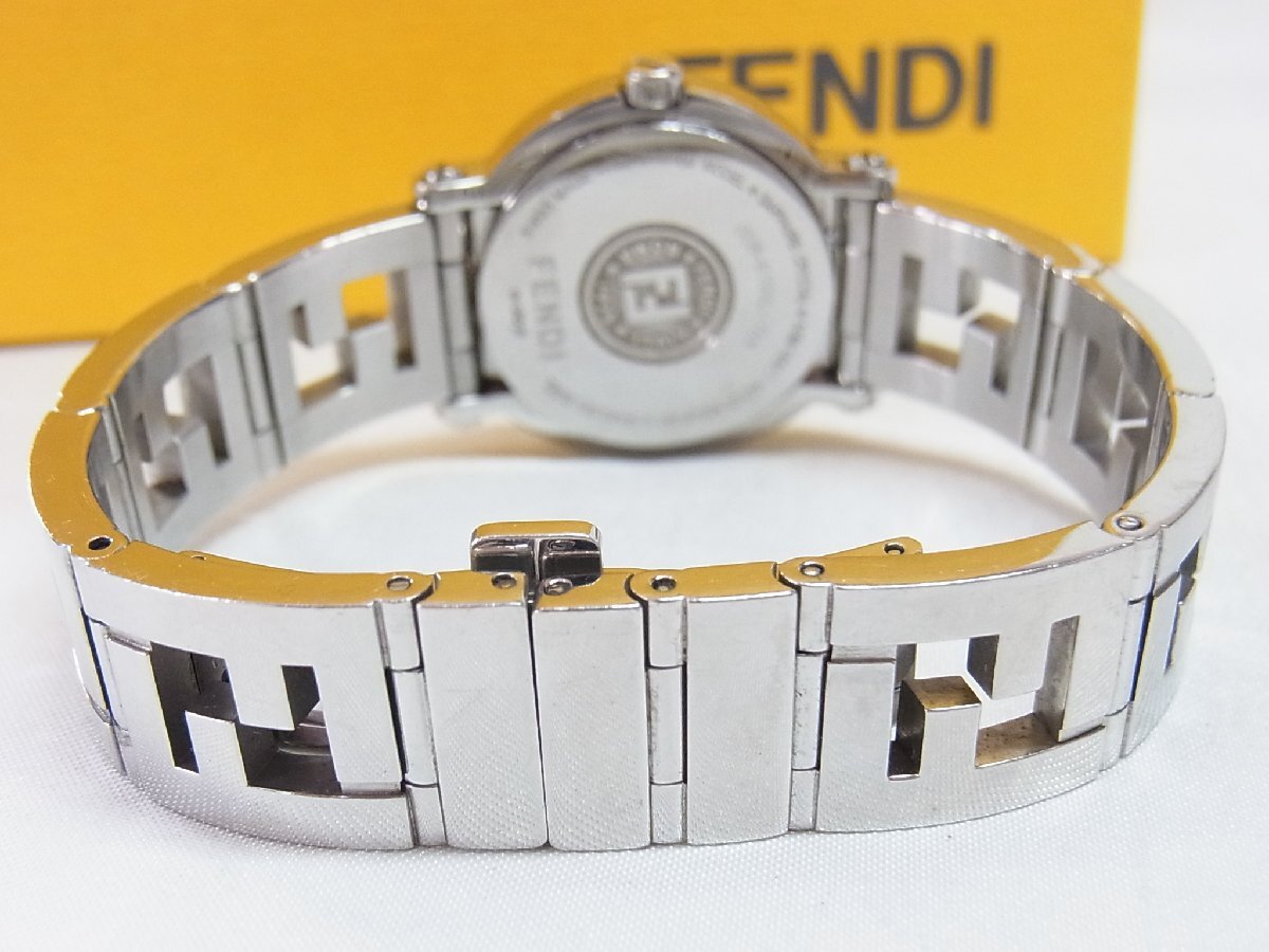 1円～【稼働】フェンディ FENDI クアドロ 6100L フォーマルウォッチ レディース 腕時(shí)計(jì) クオーツ 2針 ラウンド SS 本體シルバー 文字盤ブラ
