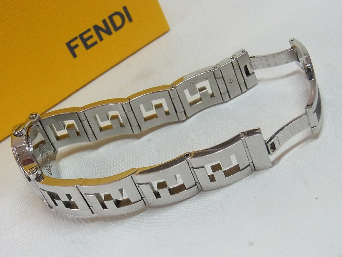 1円～【稼働】フェンディ FENDI クアドロ 6100L フォーマルウォッチ レディース 腕時(shí)計(jì) クオーツ 2針 ラウンド SS 本體シルバー 文字盤ブラ