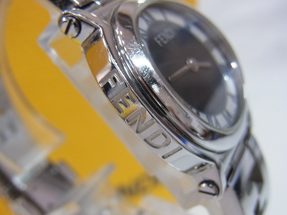 1円～【稼働】フェンディ FENDI クアドロ 6100L フォーマルウォッチ レディース 腕時(shí)計(jì) クオーツ 2針 ラウンド SS 本體シルバー 文字盤ブラ