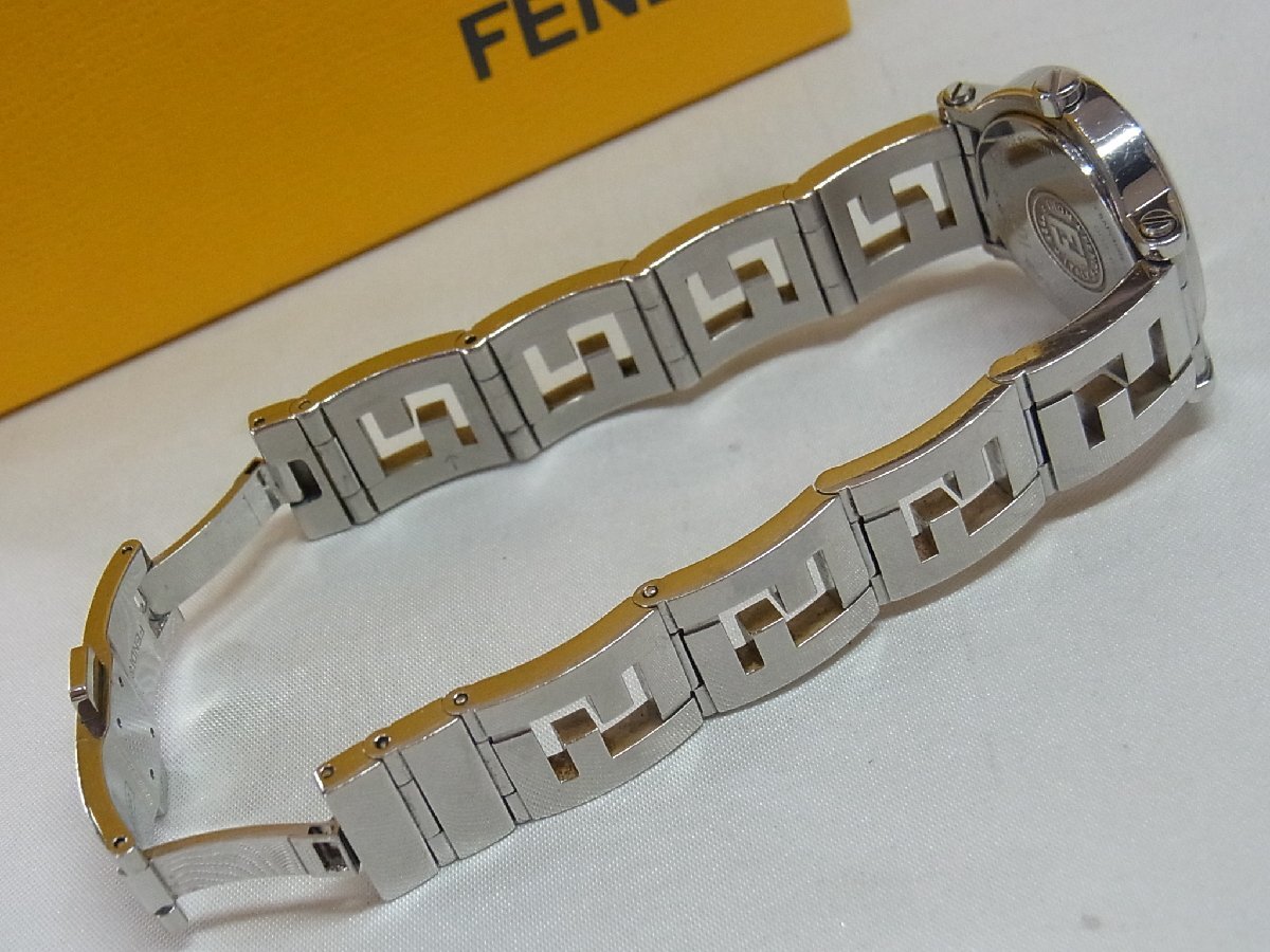 1円～【稼働】フェンディ FENDI クアドロ 6100L フォーマルウォッチ レディース 腕時(shí)計(jì) クオーツ 2針 ラウンド SS 本體シルバー 文字盤ブラ