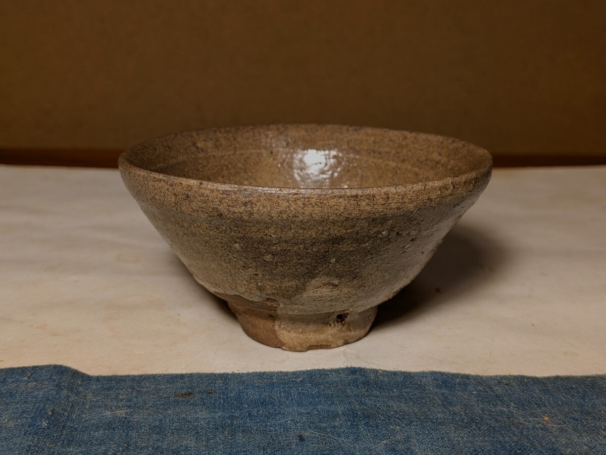 【哲】【特別出品】井戸形の古唐津盃（伝世?桃山時代）