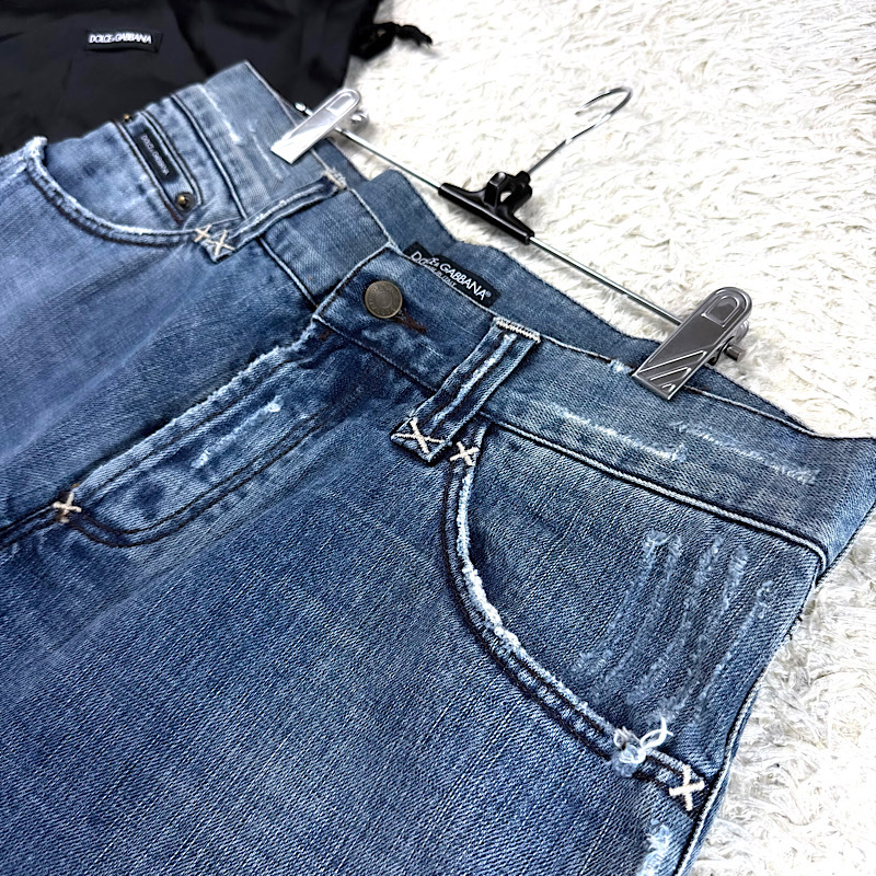 定価16萬!未使用級DOLCE&GABBANAデニムパンツXL.LL～Lメタルロゴプレート ワイド48ウォッシュドダメージ加工ドルガバ48ドルチェ&ガッバーナ