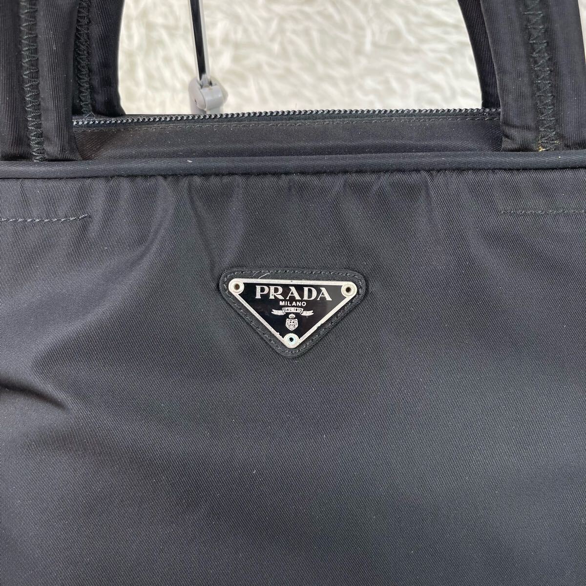 1 иен [ превосходный товар ]PRADA Prada состояние нейлон katena юг столица таблеток pado блокировка ручная сумочка большая сумка A4* чёрный белый бирка женский мужской 