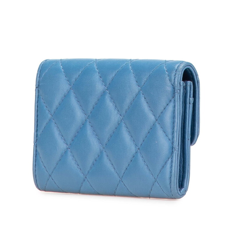シャネル ココマーク マトラッセ カードケース パスケース ライトブルー ラムスキン レディース CHANEL 【中古】
